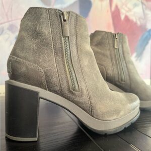 SOREL Blake Bootie Grey Boots Sz 8